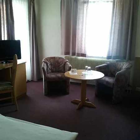 Vendégház Gaestehaus Galant Esslingen am Neckar